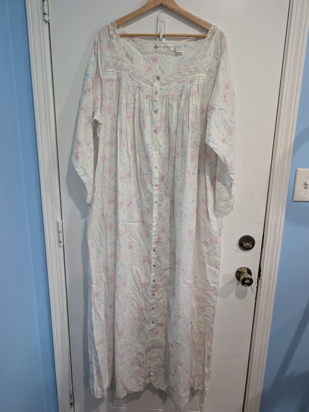 Vintage 80/90s Eileen West Maxi Nightgown Long Sleeve Button Down Floral Size XL